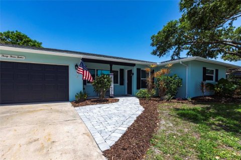 Villa ou maison à vendre à Sarasota, Floride: 3 chambres, 175.59 m2 № 1785525 - photo 3