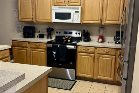 Villa ou maison à vendre à Kissimmee, Floride: 4 chambres, 170.01 m2 № 2398682 - photo 5