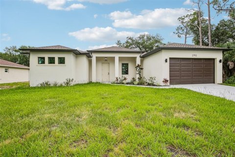 House in North Port, Florida 3 bedrooms, 182.92 sq.m. № 2233411