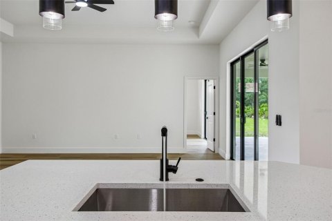 House in North Port, Florida 3 bedrooms, 182.92 sq.m. № 2233411 - photo 18