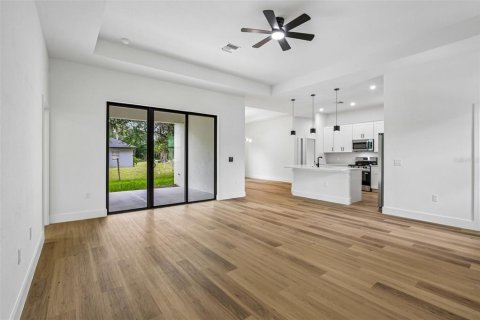 House in North Port, Florida 3 bedrooms, 182.92 sq.m. № 2233411 - photo 6