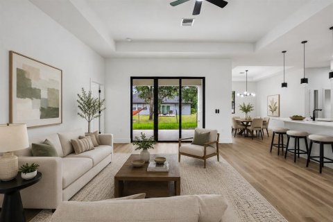 House in North Port, Florida 3 bedrooms, 182.92 sq.m. № 2233411 - photo 5