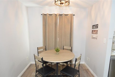Condominio en alquiler en Tampa, Florida, 1 dormitorio, 78.41 m2 № 2109654 - foto 12