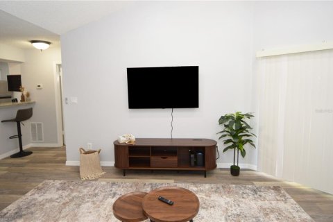 Condominio en alquiler en Tampa, Florida, 1 dormitorio, 78.41 m2 № 2109654 - foto 22