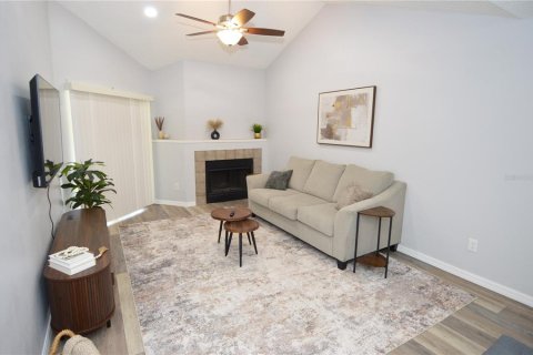 Condominio en alquiler en Tampa, Florida, 1 dormitorio, 78.41 m2 № 2109654 - foto 17