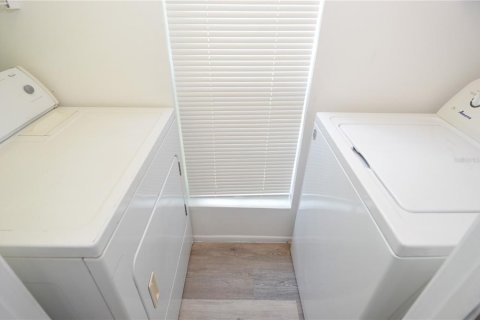 Condominio en alquiler en Tampa, Florida, 1 dormitorio, 78.41 m2 № 2109654 - foto 8