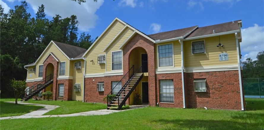 Condominio en Tampa, Florida, 1 dormitorio  № 2109654