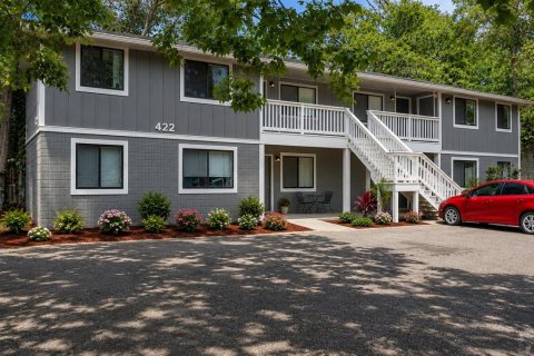 Propiedad comercial en Gainesville, Florida 571.16 m2 № 2155720