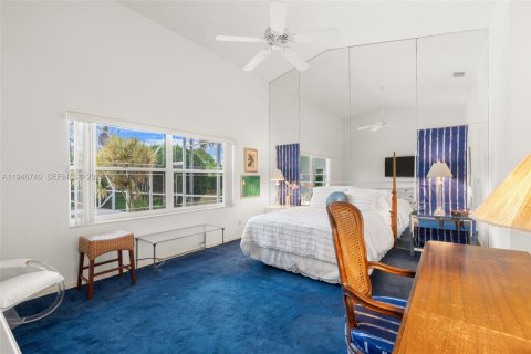 House in Tamarac, Florida 3 bedrooms, 191.38 sq.m. № 2003572 - photo 19