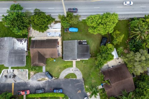 Villa ou maison à vendre à Homestead, Floride: 2 chambres, 93.92 m2 № 1930911 - photo 27