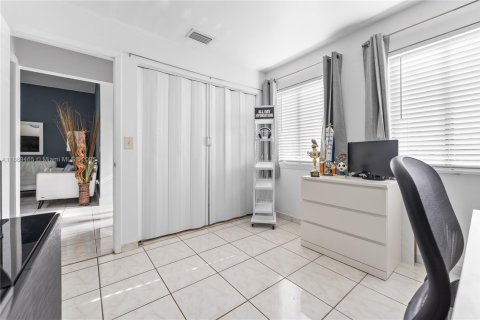 Villa ou maison à vendre à Homestead, Floride: 2 chambres, 93.92 m2 № 1930911 - photo 12