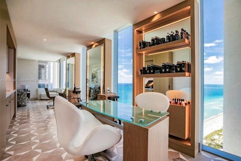 Condo in Sunny Isles Beach, Florida, 4 bedrooms № 2088816 - photo 27