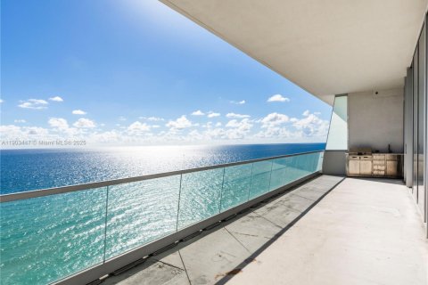 Condo in Sunny Isles Beach, Florida, 4 bedrooms № 2088816 - photo 5