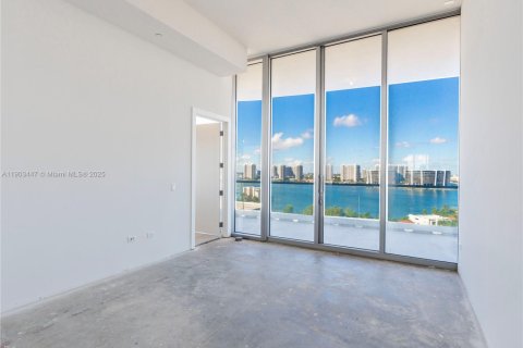 Condo in Sunny Isles Beach, Florida, 4 bedrooms № 2088816 - photo 14