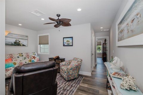 Townhouse in New Port Richey, Florida 2 bedrooms, 140.38 sq.m. № 1876254 - photo 27