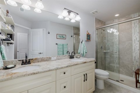 Townhouse in New Port Richey, Florida 2 bedrooms, 140.38 sq.m. № 1876254 - photo 24