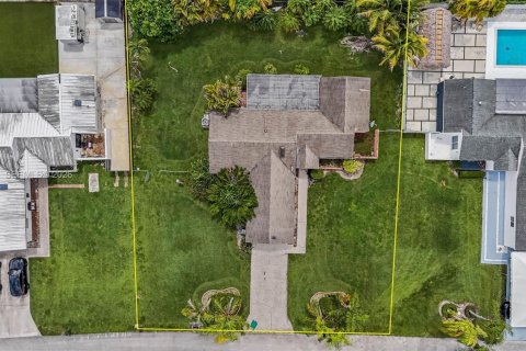 Casa en venta en Miami, Florida, 3 dormitorios, 154.78 m2 № 2272457 - foto 21