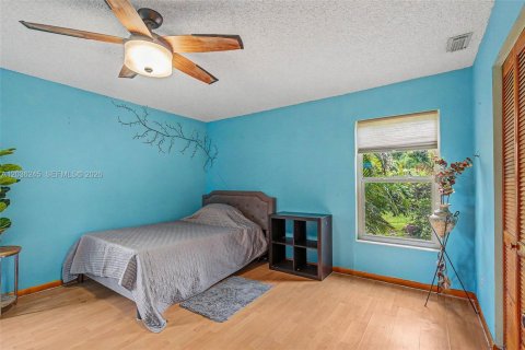 Casa en venta en Miami, Florida, 3 dormitorios, 154.78 m2 № 2272457 - foto 12
