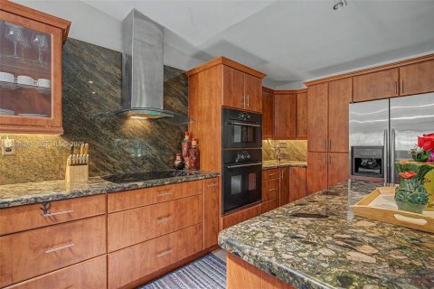 Casa en venta en Miami, Florida, 3 dormitorios, 154.78 m2 № 2272457 - foto 6
