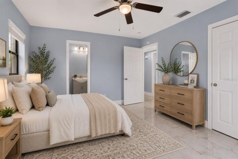 House in Tampa, Florida 4 bedrooms, 117.8 sq.m. № 2157062 - photo 13