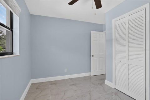 House in Tampa, Florida 4 bedrooms, 117.8 sq.m. № 2157062 - photo 19