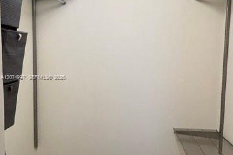 Apartamento en alquiler en Miami Beach, Florida, 1 dormitorio, 68.65 m2 № 2339906 - foto 15
