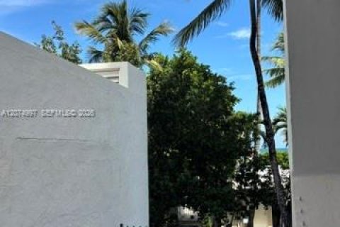 Apartamento en alquiler en Miami Beach, Florida, 1 dormitorio, 68.65 m2 № 2339906 - foto 12
