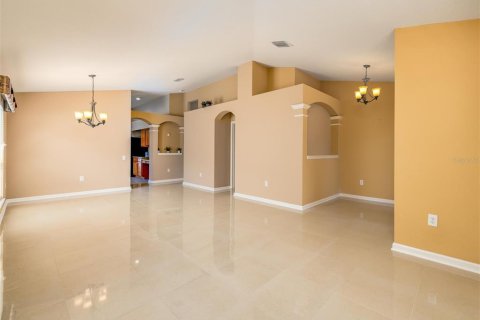 House in Wesley Chapel, Florida 4 bedrooms, 181.72 sq.m. № 1578180 - photo 5