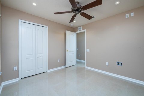 House in Wesley Chapel, Florida 4 bedrooms, 181.72 sq.m. № 1578180 - photo 22