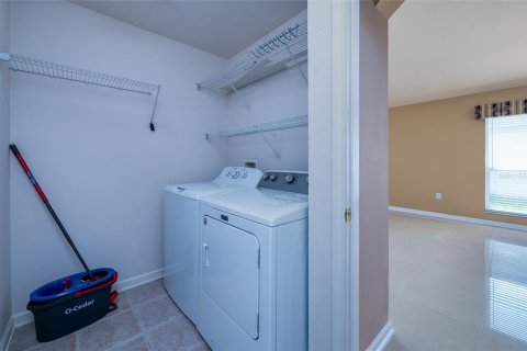 House in Wesley Chapel, Florida 4 bedrooms, 181.72 sq.m. № 1578180 - photo 27