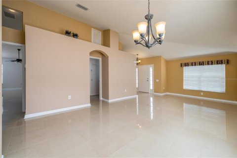 House in Wesley Chapel, Florida 4 bedrooms, 181.72 sq.m. № 1578180 - photo 6