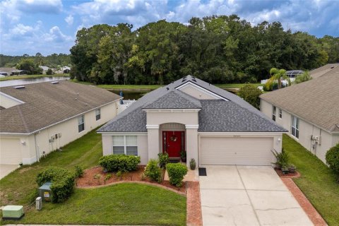 House in Wesley Chapel, Florida 4 bedrooms, 181.72 sq.m. № 1578180 - photo 1