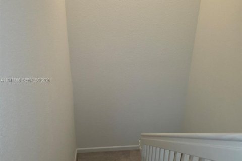 Adosado en venta en Miami, Florida, 3 dormitorios, 133.5 m2 № 2004690 - foto 9