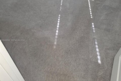 Adosado en venta en Miami, Florida, 3 dormitorios, 133.5 m2 № 2004690 - foto 15