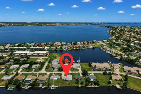 Casa en alquiler en Cape Coral, Florida, 4 dormitorios, 155.52 m2 № 2094759 - foto 5
