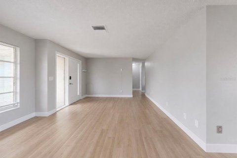 Casa en alquiler en Cape Coral, Florida, 4 dormitorios, 155.52 m2 № 2094759 - foto 15
