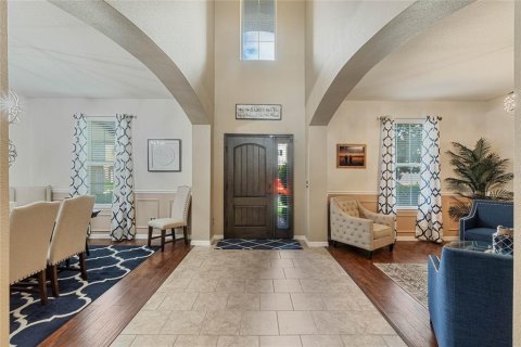 House in Winter Garden, Florida 7 bedrooms, 435.99 sq.m. № 1531756 - photo 5