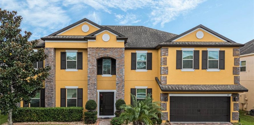 House in Winter Garden, Florida 7 bedrooms, 435.99 sq.m. № 1531756