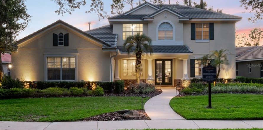 House in Longwood, Florida 4 bedrooms, 297.94 sq.m. № 1690665