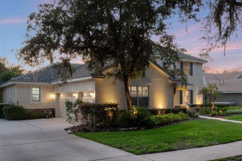 House in Longwood, Florida 4 bedrooms, 297.94 sq.m. № 1690665 - photo 3