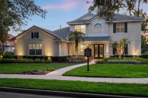 House in Longwood, Florida 4 bedrooms, 297.94 sq.m. № 1690665 - photo 2