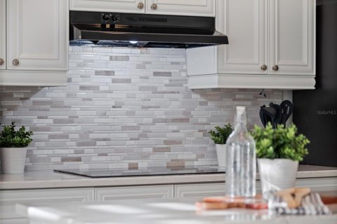 House in Longwood, Florida 4 bedrooms, 297.94 sq.m. № 1690665 - photo 24