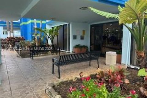 Condominio en venta en Hollywood, Florida, 2 dormitorios, 124.86 m2 № 1974451 - foto 4