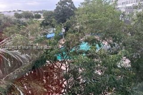 Condominio en venta en Hollywood, Florida, 2 dormitorios, 124.86 m2 № 1974451 - foto 23