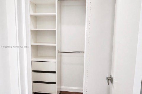 Купить таунхаус в Плантация, Флорида 3 спальни, 164.44м2, № 2069803 - фото 21