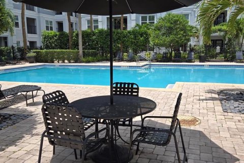 Condo in Orlando, Florida, 2 bedrooms  № 1751481 - photo 19