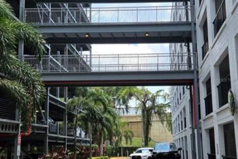 Condo in Orlando, Florida, 2 bedrooms  № 1751481 - photo 24