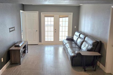 Condo in Orlando, Florida, 2 bedrooms  № 1751481 - photo 3