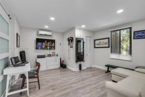 Casa en venta en Fort Lauderdale, Florida, 4 dormitorios, 180.51 m2 № 2076569 - foto 26