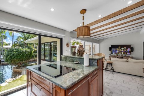 Casa en venta en Fort Lauderdale, Florida, 4 dormitorios, 180.51 m2 № 2076569 - foto 10